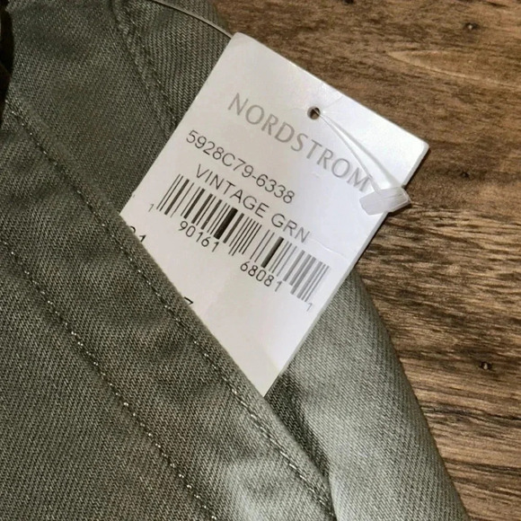 NWT PAIGE Designer WMN 31 Vintage Green Shorts (60Cotton/40Lyocell) Nordstrom - Picture 8 of 16